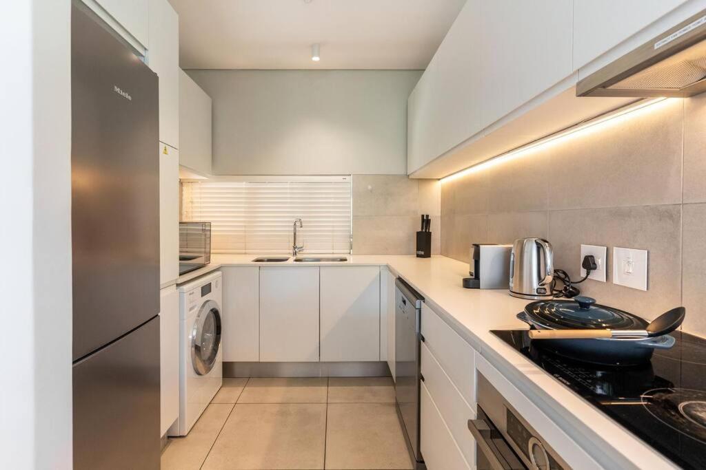 1509 On - Luxury In Cbd Apartment Cape Town